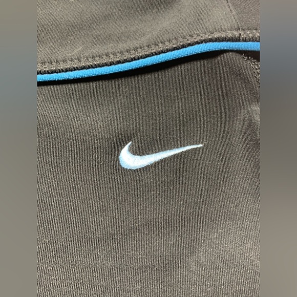 Nike Dry Fit Cropped exercise pants -Medium - Picture 4 of 11